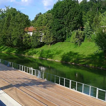 Daire Tita Ljubljana